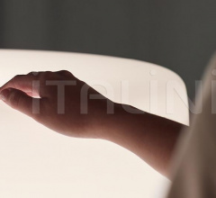 Итальянские Настольные светильники - Настольный светильник Ghost Итальянские Настольные светильники - Настольный светильник Ghost фабрика Vibia