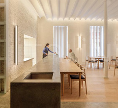 Итальянские Свет - Настенный светильник Kontur Итальянские Свет - Настенный светильник Kontur фабрика Vibia