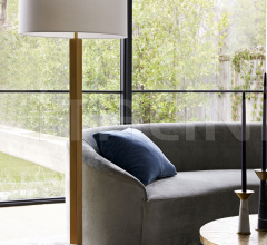 Диван Turner Small Sofa 8095 Диван Turner Small Sofa 8095 фабрика Arteriors