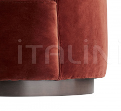 Диван Turner Small Sofa 8150 Диван Turner Small Sofa 8150 фабрика Arteriors