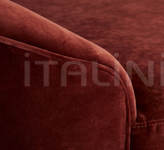 Диван Turner Small Sofa 8150 Диван Turner Small Sofa 8150 фабрика Arteriors