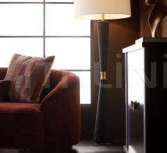 Диван Turner Small Sofa 8150 Диван Turner Small Sofa 8150 фабрика Arteriors