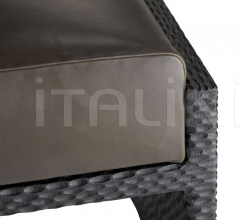 Пуф Isaiah Ottoman 4892 Пуф Isaiah Ottoman 4892 фабрика Arteriors