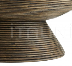 Кофейный столик Gregor Cocktail Table 5636 Кофейный столик Gregor Cocktail Table 5636 фабрика Arteriors