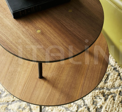 Столик Jolie Accent Table 4402 Столик Jolie Accent Table 4402 фабрика Arteriors