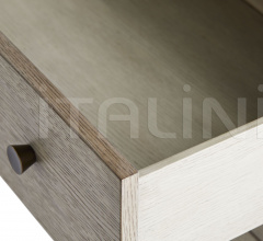 Тумбочка Jobe Chest 5642 Тумбочка Jobe Chest 5642 фабрика Arteriors