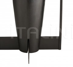 Ваза Foundry Floor Urn DB2011 Ваза Foundry Floor Urn DB2011 фабрика Arteriors