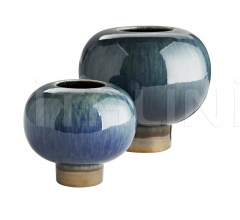 Ваза Tuttle Vases 1040 Ваза Tuttle Vases 1040 фабрика Arteriors