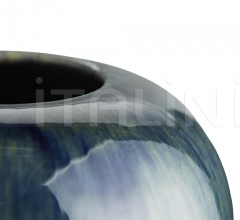 Ваза Tuttle Vases 1040 Ваза Tuttle Vases 1040 фабрика Arteriors