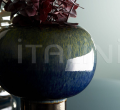 Ваза Tuttle Vases 1040 Ваза Tuttle Vases 1040 фабрика Arteriors