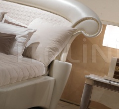 Итальянские Кровати - Кровать Caractere Итальянские Кровати - Кровать Caractere фабрика Turri