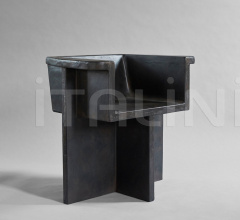 Стул с подлокотниками Brutus Dining Chair - Coffee фабрика 101 Copenhagen