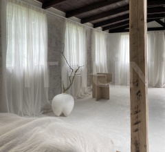 Стул с подлокотниками Brutus Dining Chair - Sand фабрика 101 Copenhagen