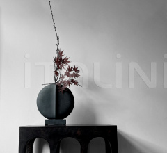 Ваза Guggenheim Vase, Mini - Black фабрика 101 Copenhagen