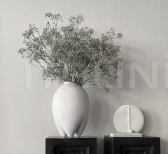 Ваза Guggenheim Vase, Petit - Bone White фабрика 101 Copenhagen