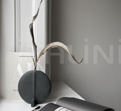 Ваза Guggenheim Vase, Petit - Black фабрика 101 Copenhagen