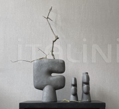 Ваза Tribal Vase, Big - Dark Grey фабрика 101 Copenhagen