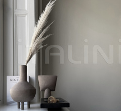 Ваза Sphere Vase Triangle, Mini - Taupe фабрика 101 Copenhagen