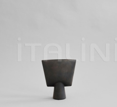Итальянские Предметы интерьера - Ваза Sphere Vase Triangle, Mini - Coffee Итальянские Предметы интерьера - Ваза Sphere Vase Triangle, Mini - Coffee фабрика 101 Copenhagen