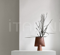 Итальянские Предметы интерьера - Ваза Sphere Vase Square, Mini - Terracotta Итальянские Предметы интерьера - Ваза Sphere Vase Square, Mini - Terracotta фабрика 101 Copenhagen