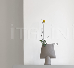 Итальянские Предметы интерьера - Ваза Sphere Vase Square, Mini - Taupe Итальянские Предметы интерьера - Ваза Sphere Vase Square, Mini - Taupe фабрика 101 Copenhagen