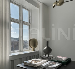 Настольный светильник Clam Table Lamp - Brass фабрика 101 Copenhagen