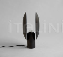 Настольный светильник Clam Table Lamp - Burned Black фабрика 101 Copenhagen