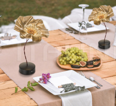 Итальянские Настольные светильники - Настольный светильник LAFLEUR Итальянские Настольные светильники - Настольный светильник LAFLEUR фабрика Slamp