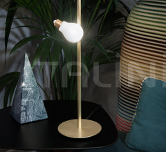 Итальянские Настольные светильники - Настольный светильник IDEA TABLE Итальянские Настольные светильники - Настольный светильник IDEA TABLE фабрика Slamp