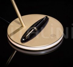 Итальянские Настольные светильники - Настольный светильник OVERLAY Итальянские Настольные светильники - Настольный светильник OVERLAY фабрика Slamp