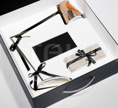 Итальянские Настольные светильники - Настольный светильник OVERLAY Итальянские Настольные светильники - Настольный светильник OVERLAY фабрика Slamp