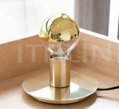 Итальянские Настольные светильники - Настольный светильник Dot Table Итальянские Настольные светильники - Настольный светильник Dot Table фабрика Lambert & Fils