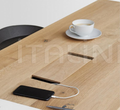 Стол PONTE - HIGH TABLE фабрика E15