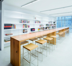 Стол PONTE - HIGH TABLE фабрика E15