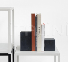 Столик FORTYFORTY SIDE TABLE фабрика E15