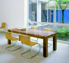 Стол обеденный BIGFOOT™ фабрика E15