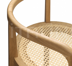 Стул с подлокотниками STUTTGART Стул с подлокотниками STUTTGART фабрика E15