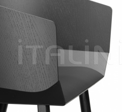 Стул с подлокотниками HOUDINI Стул с подлокотниками HOUDINI фабрика E15