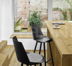 Барный стул JEAN WITH BACKREST фабрика E15