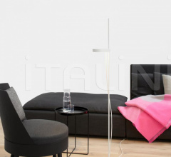 Кресло BESSY - LOUNGE CHAIR фабрика E15