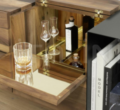 Бар ARAQ фабрика E15