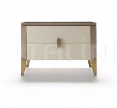 Тумбочка VENDOME BEDSIDE TABLE Тумбочка VENDOME BEDSIDE TABLE фабрика Hugues Chevalier