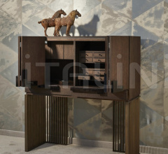 Бюро MAINTENON CABINET Бюро MAINTENON CABINET фабрика Hugues Chevalier