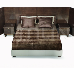 Тумбочка PRINCETON BEDSIDE TABLE Тумбочка PRINCETON BEDSIDE TABLE фабрика Hugues Chevalier