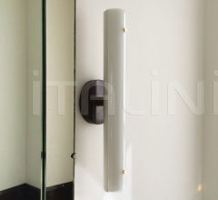 Настенный светильник Counterweight Circle Sconce Настенный светильник Counterweight Circle Sconce фабрика Roll & Hill