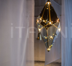 Подвесной светильник Maxhedron 42 inches - Vertical Подвесной светильник Maxhedron 42 inches - Vertical фабрика Roll & Hill