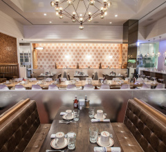 Люстра Modo Chandelier - 8 Sided, 27 Globes Люстра Modo Chandelier - 8 Sided, 27 Globes фабрика Roll & Hill