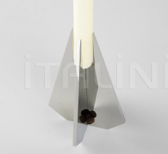 Подсвечник Cross 3 Подсвечник Cross 3 фабрика Roll & Hill