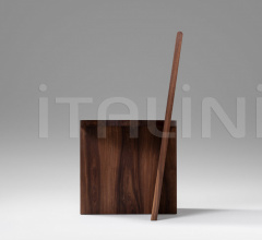 Стул Three Plane Chair фабрика Roll & Hill