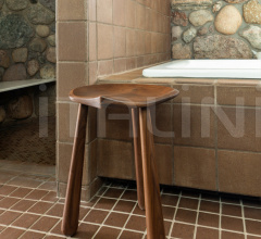 Стул Taper Low Stool фабрика Roll & Hill